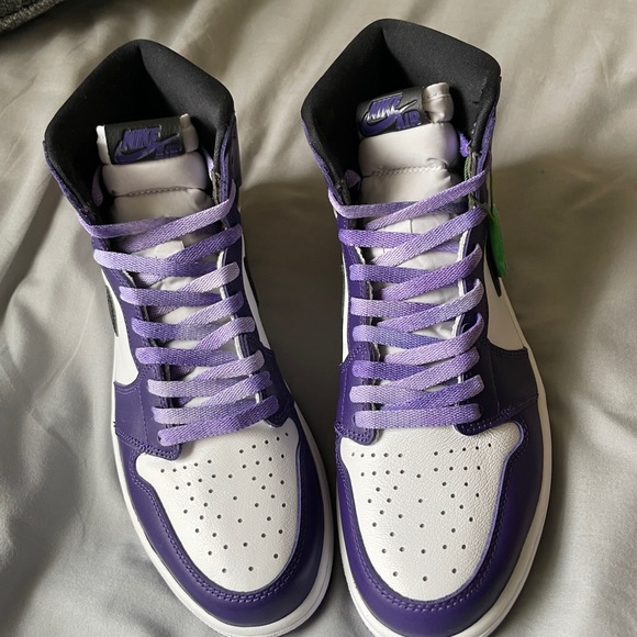 Air Jordan 1 High Royal Court Purple main image 7